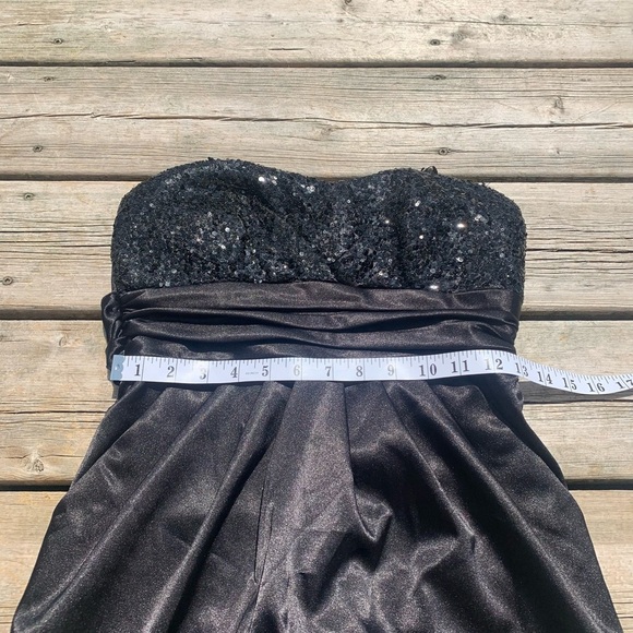 Le Château Black Strapless Sequin Cocktail Dress – Size Small - Picture 6 of 7